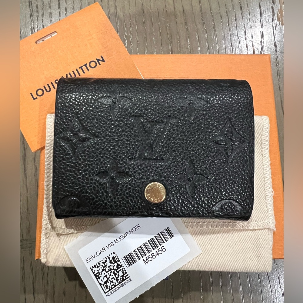 Louis Vuitton Business Card Holder Empreinte M58456